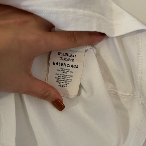 Balenciaga Baby Tee with Logo size Small - Picture 8 of 11